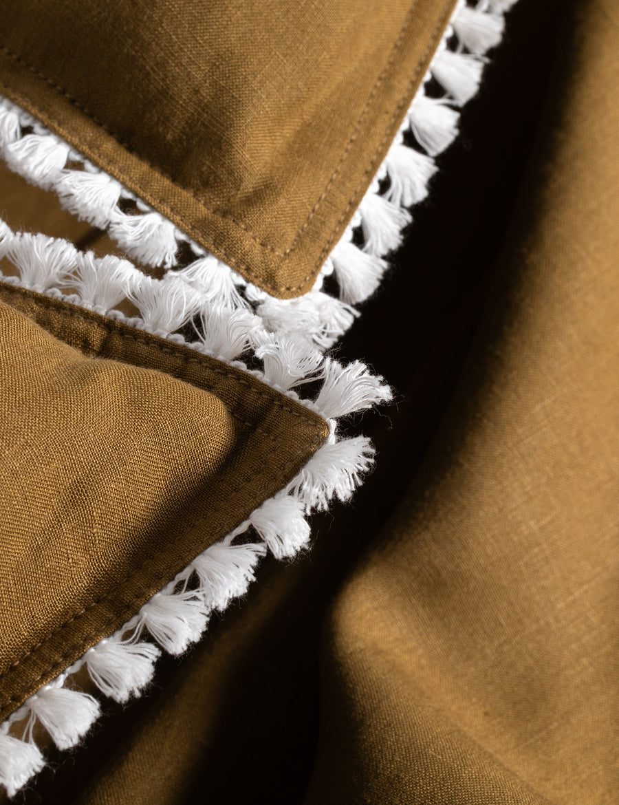 details of the cotton tassel trim