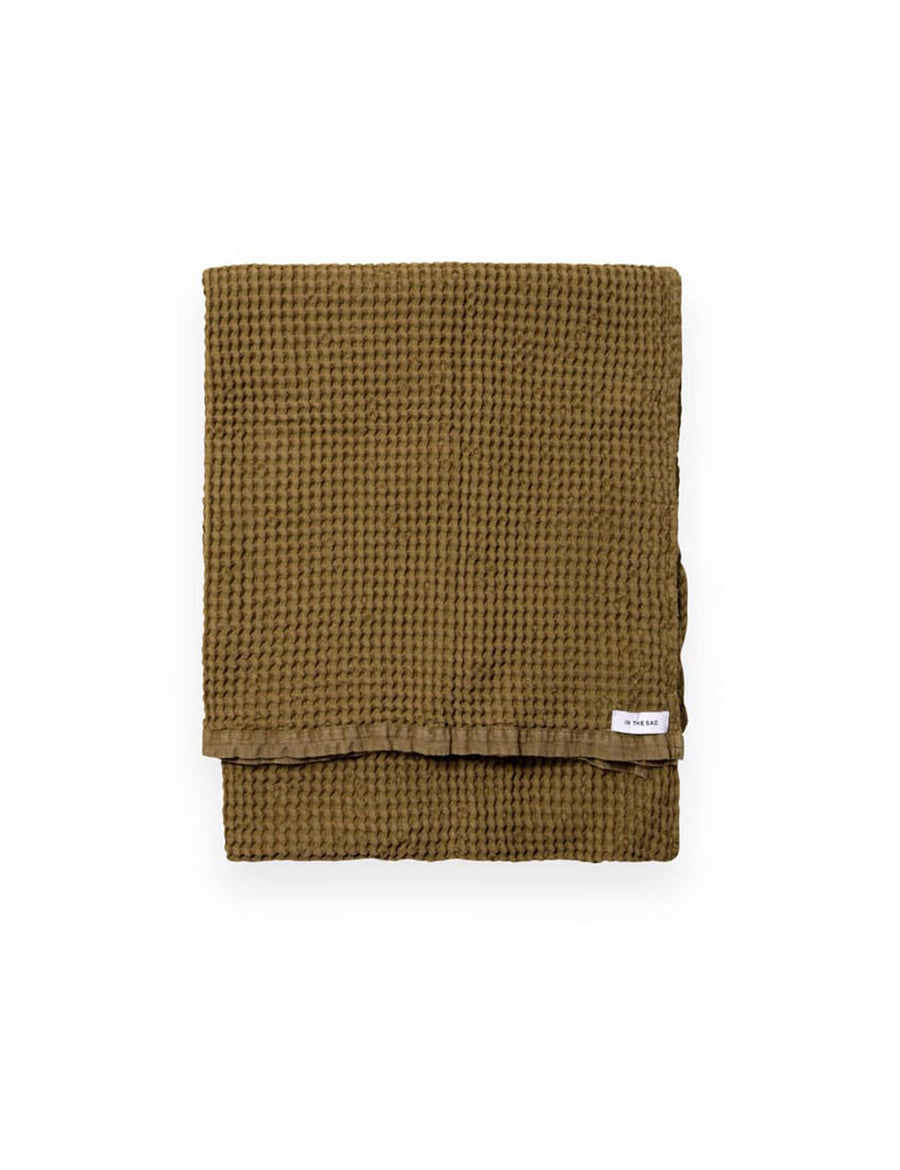 linen waffle bath towel in olive colour