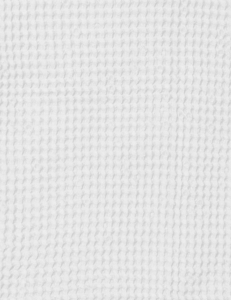 colour swatch of the linen waffle bath towel in white colour