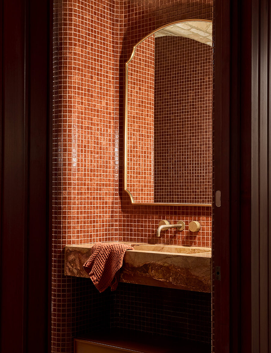 BEAU HAND TOWEL | CLAY