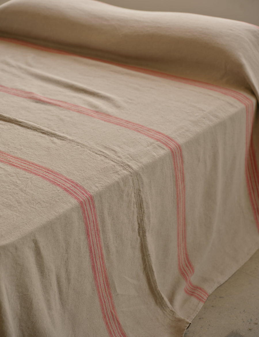 NOMAD BEDCOVER | SCARLET