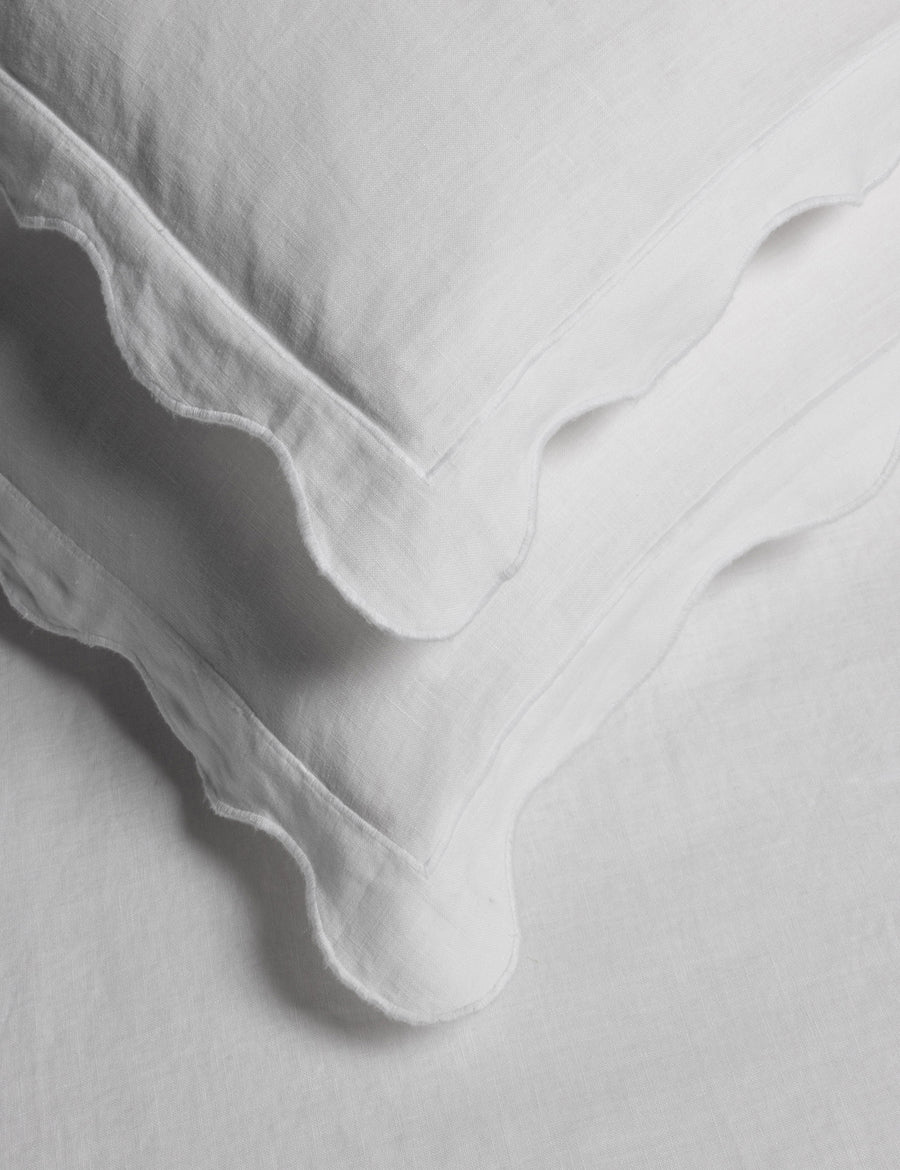 Scallop Pillowcase White