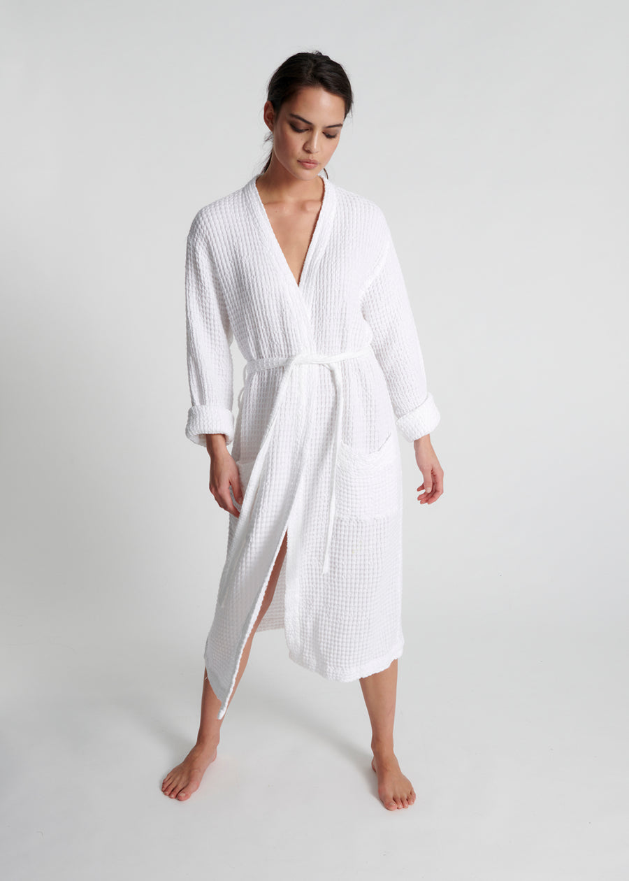 linen waffle bath robe in white colour